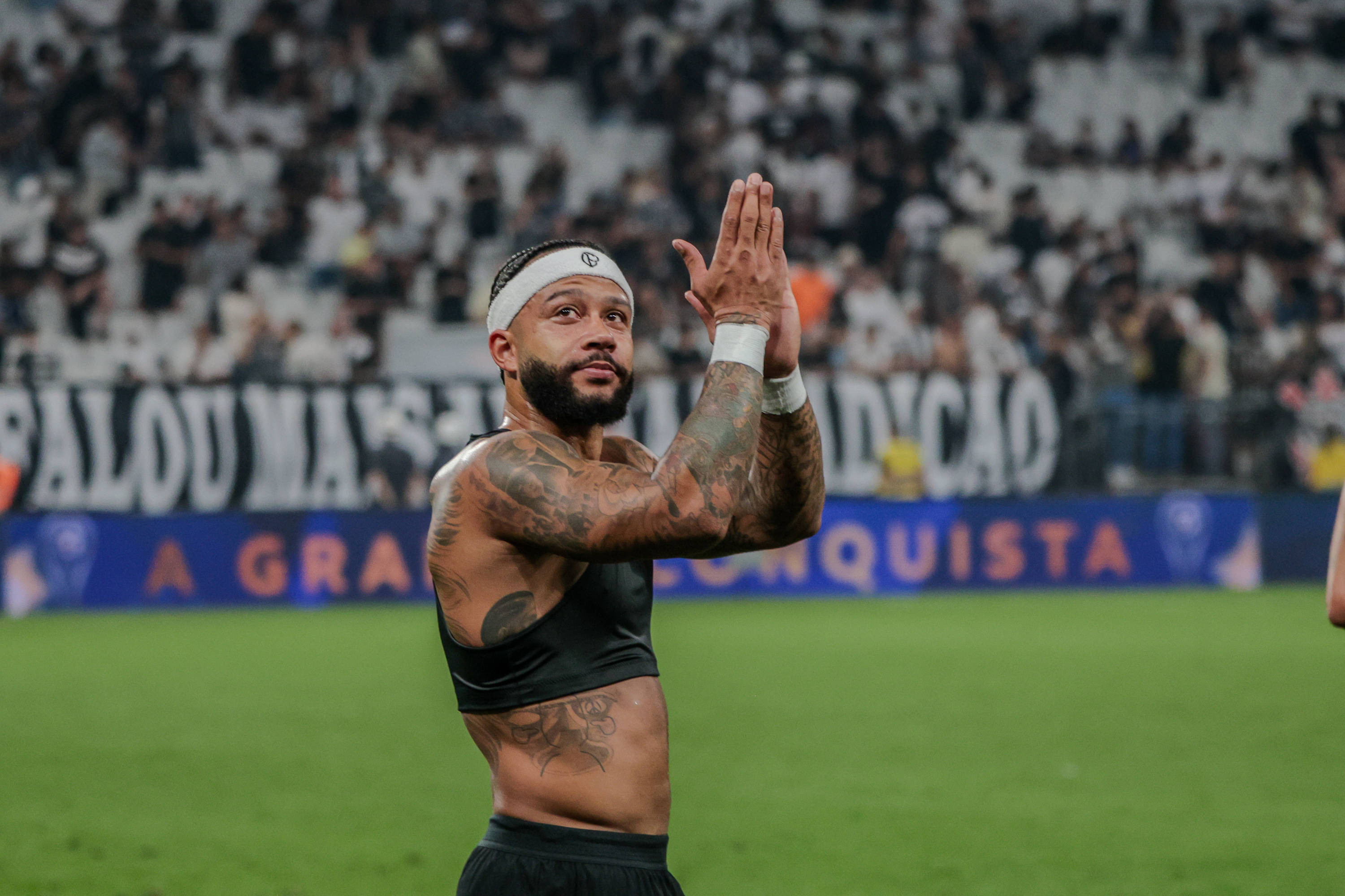Memphis Depay Imago 02